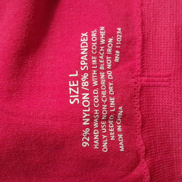 Sports Bra - Picture 4 of 4